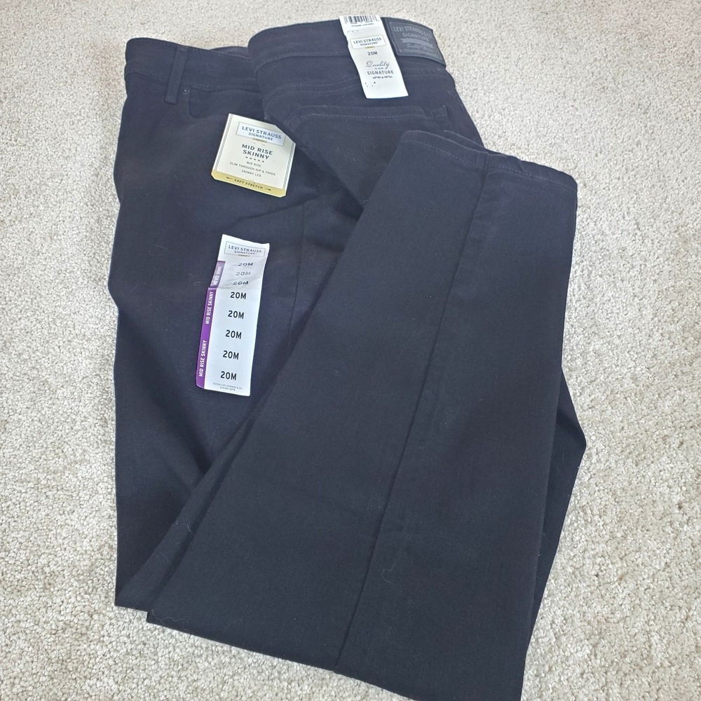 Levi Strauss‎ Women's Jeans Black Mid Rise Skinny Straight Size 20M 40X29 NWTGS
